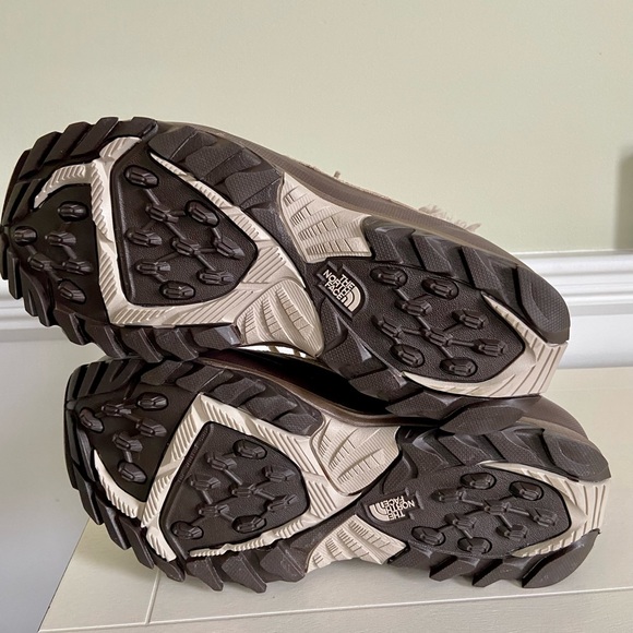 The North Face Women’s Heat Seeker Waterproof Boot - Picture 7 of 13